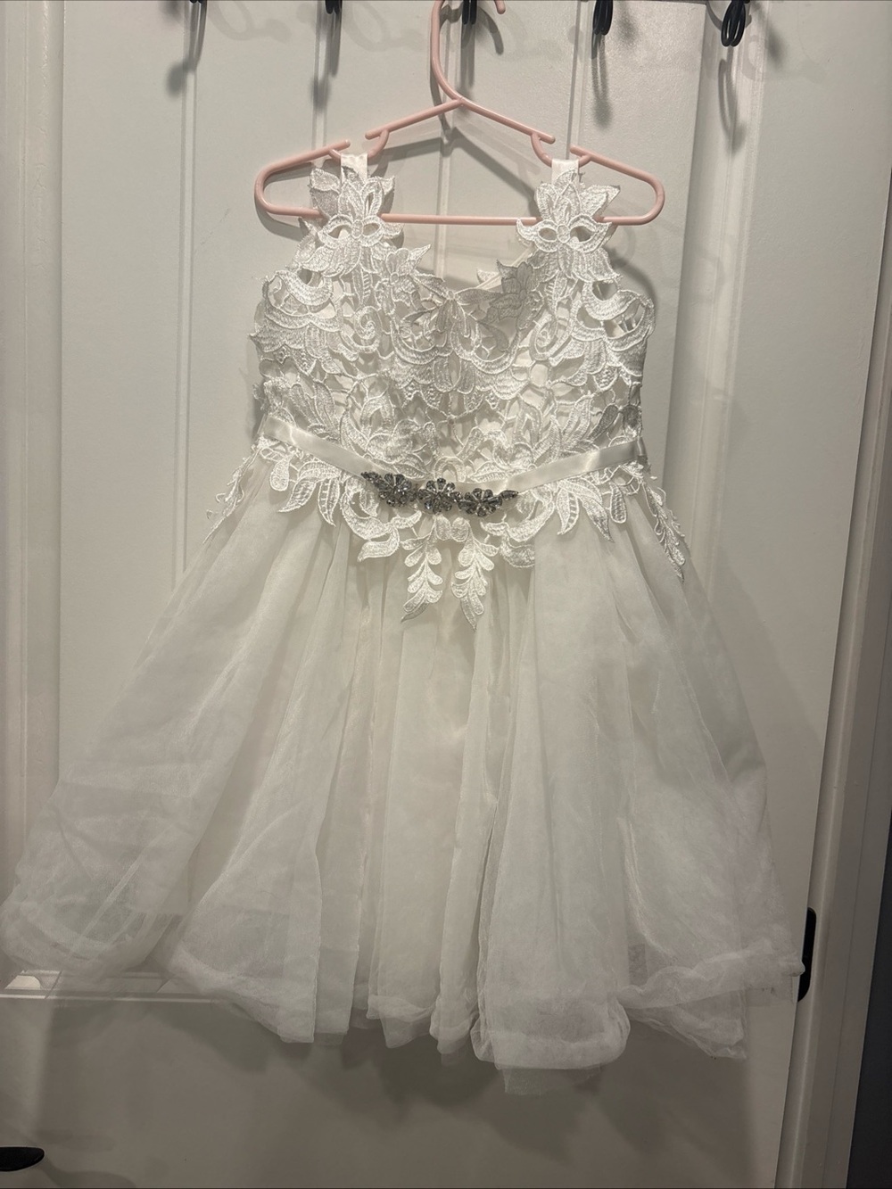 NNJXD toddler 4tWhite Lace Tulle Party Dress with Embellished Waist and tie back